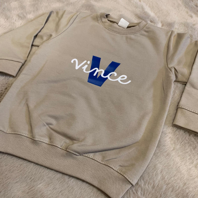 Sweater naam & letter